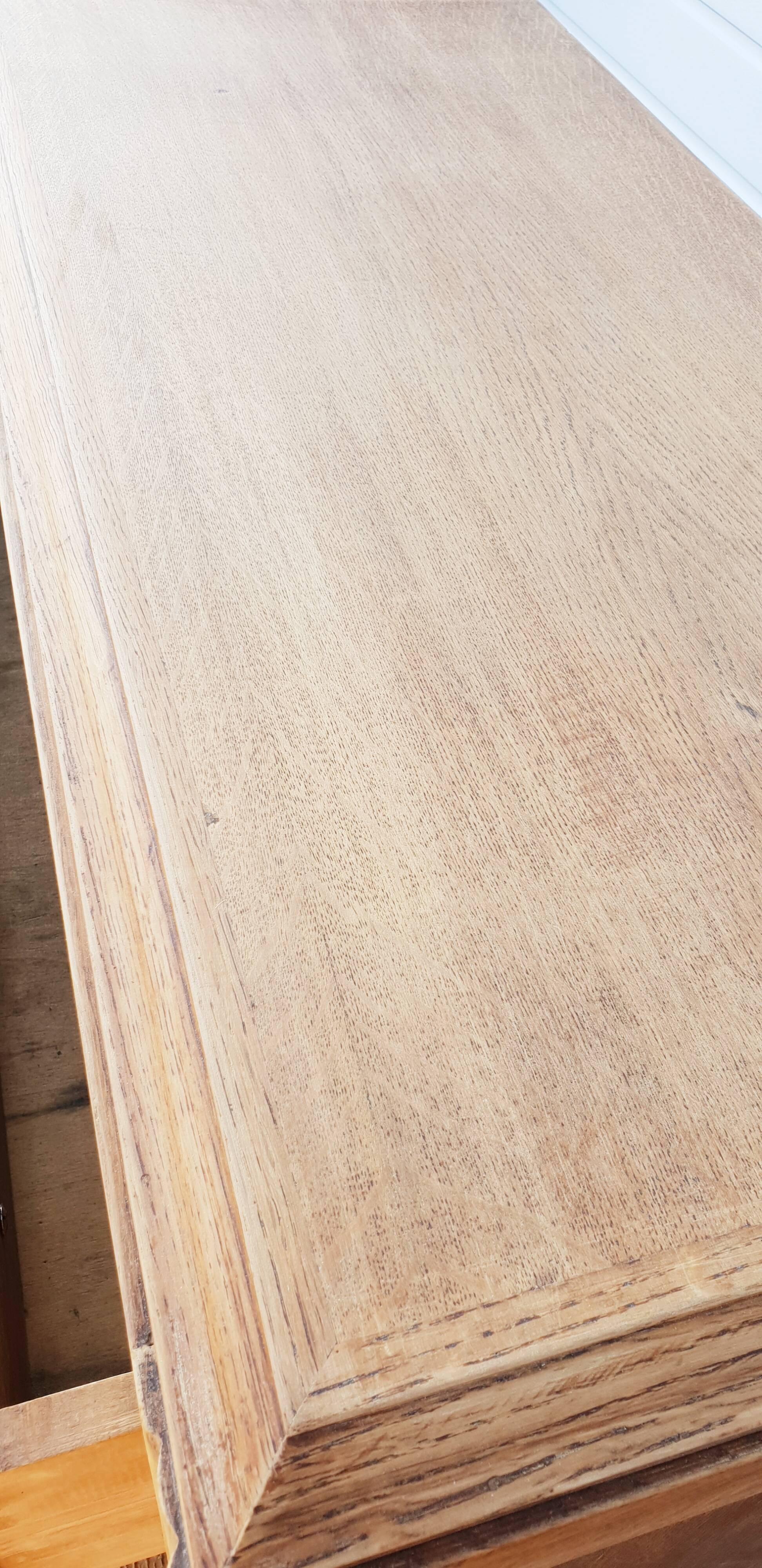 Vintage chest of drawers