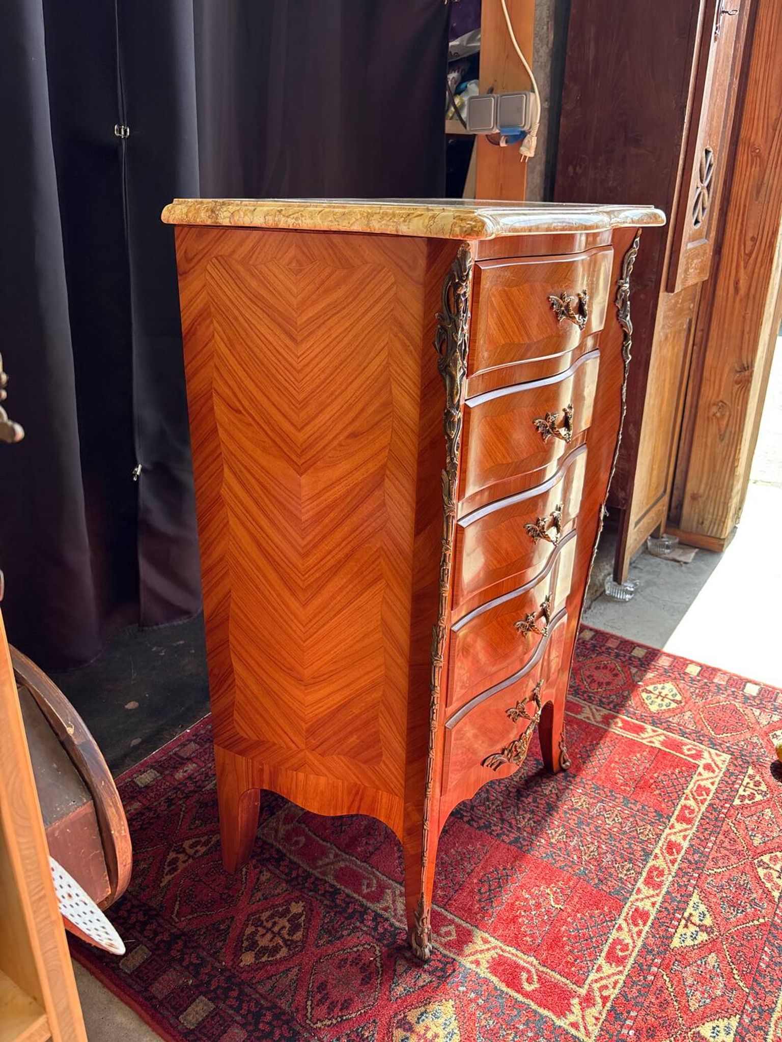 Chiffonier with 5 drawers in Louis XV style, stamped Skalski.