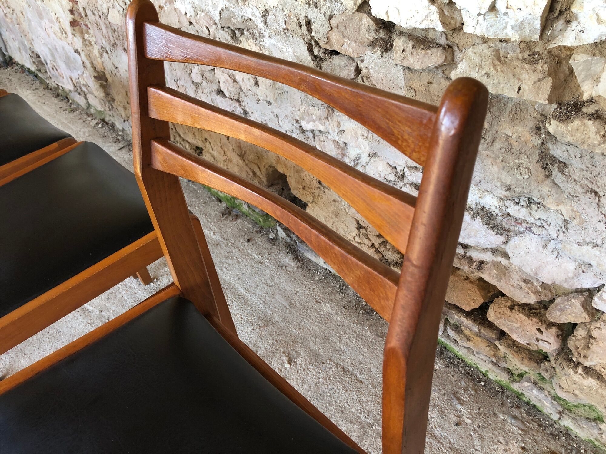 Set of 4 scandinavian chairs in blond teak and black skai 60s