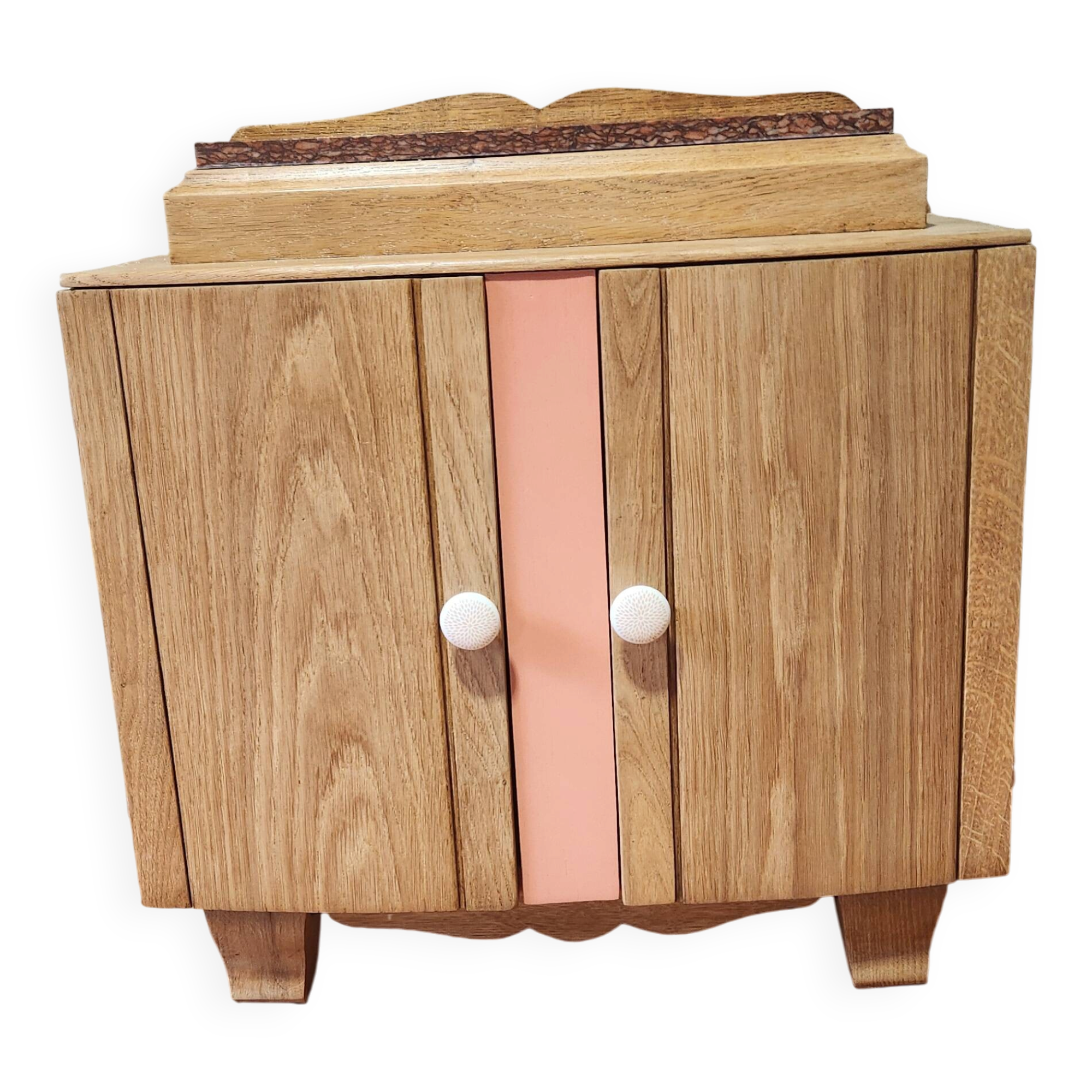 wood and marble bedside table revamped in terracotta
