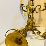 Large table lamps in solid bronze, decorated with acanthus leaves.