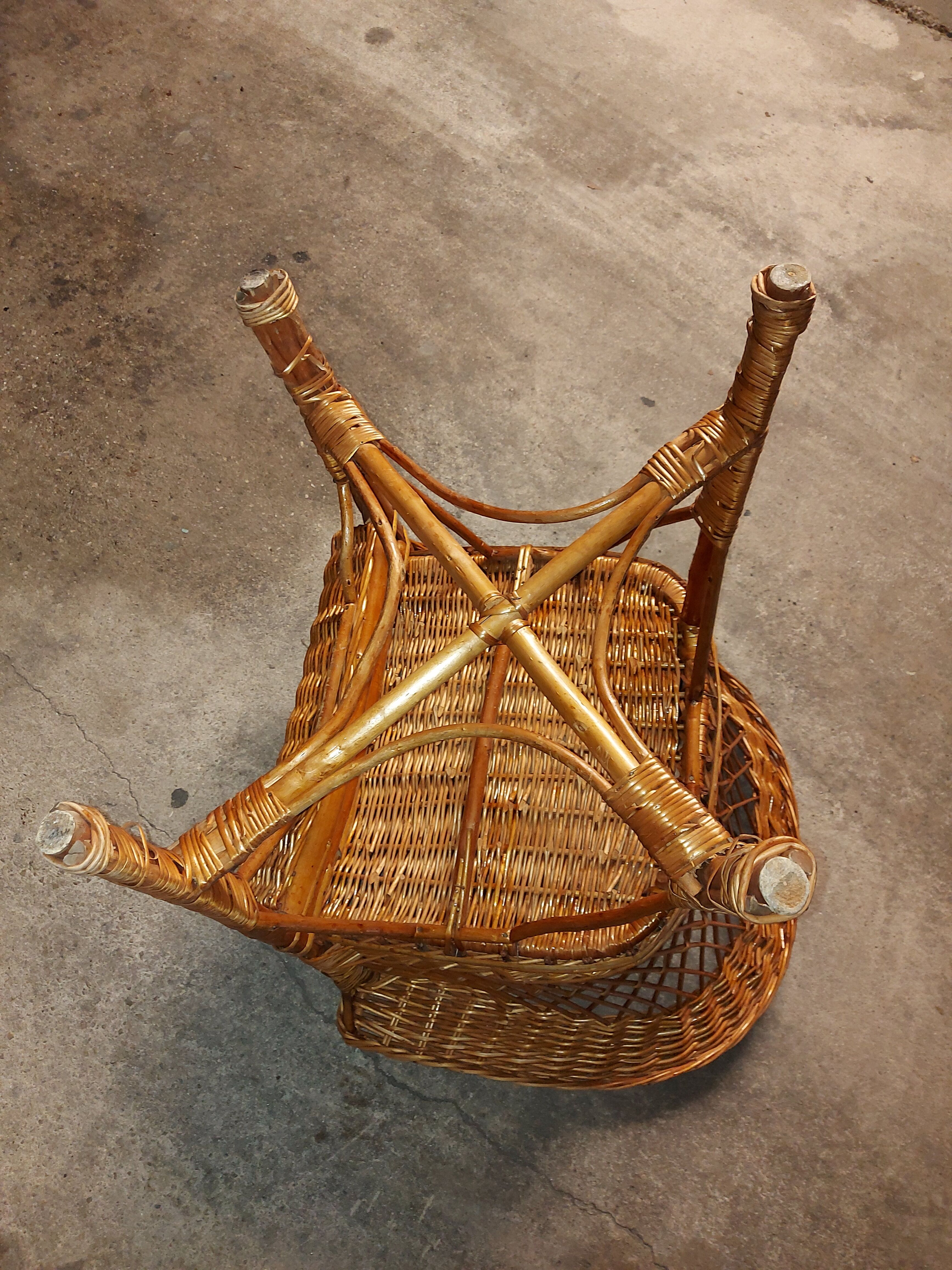 Fauteuil en rotin vintage