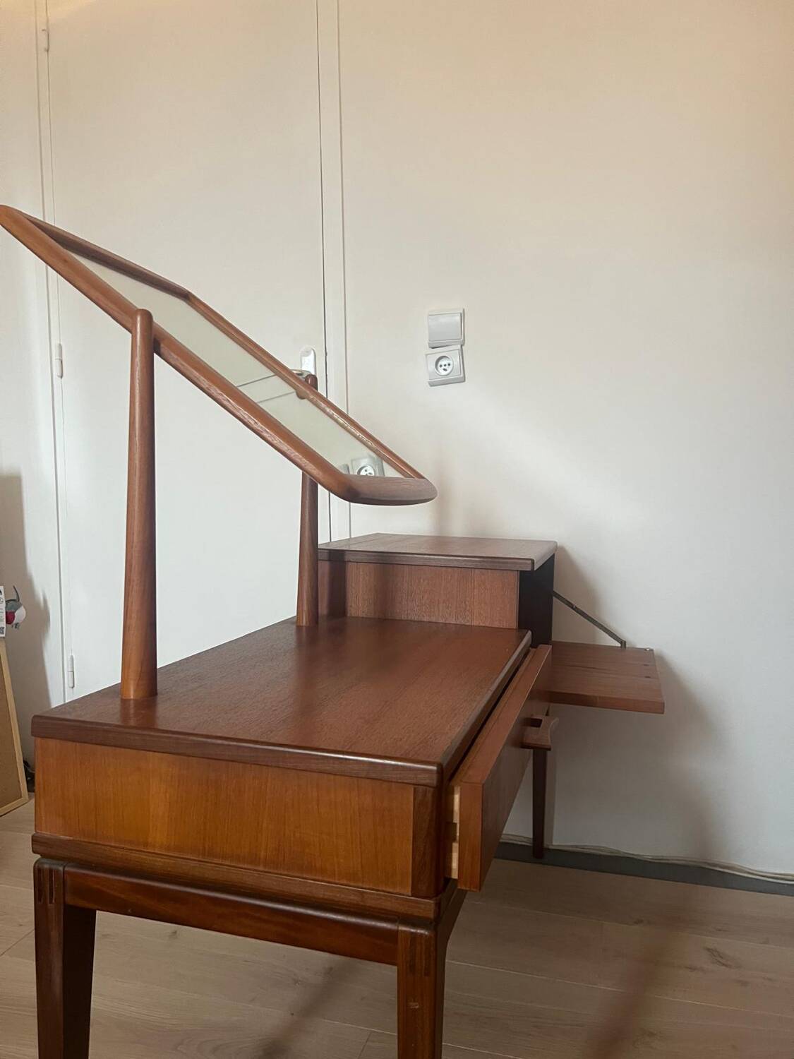 Coiffeuse en teck scandinave vintage