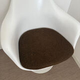 Knol armchair