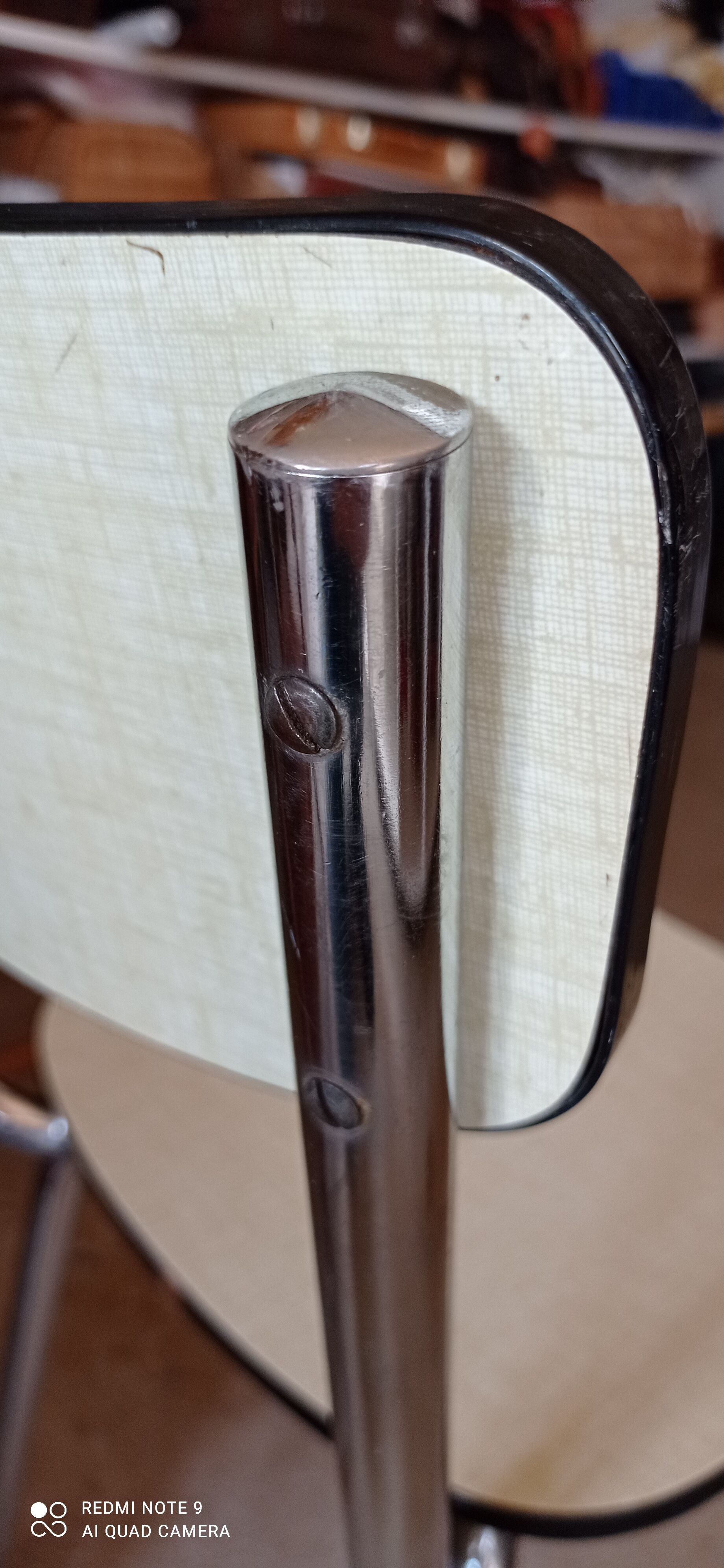 Chaise anis formica
