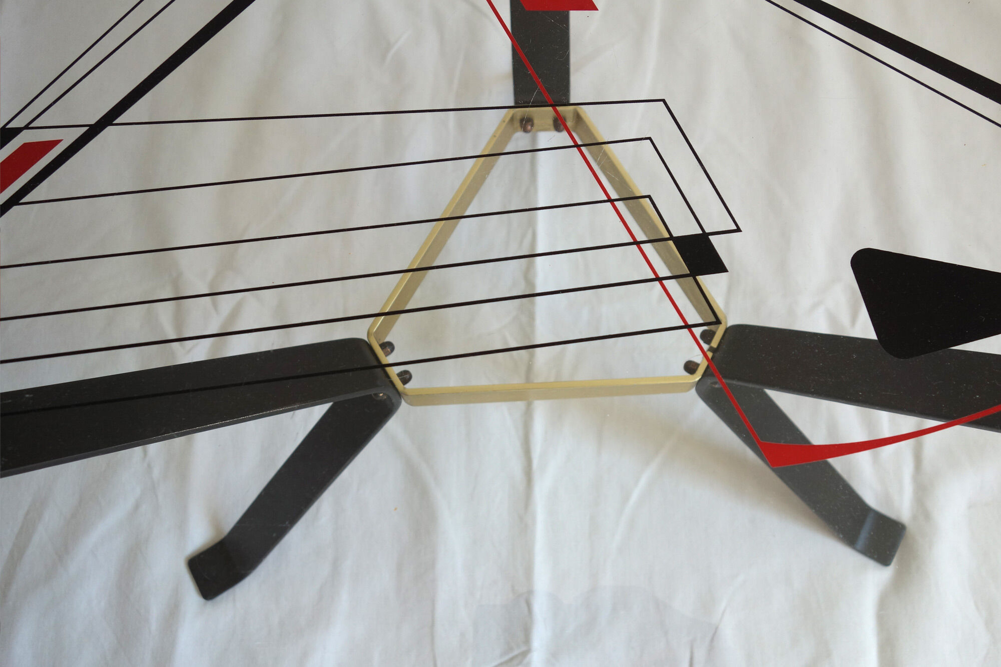 Vintage coffee table geometric decorations