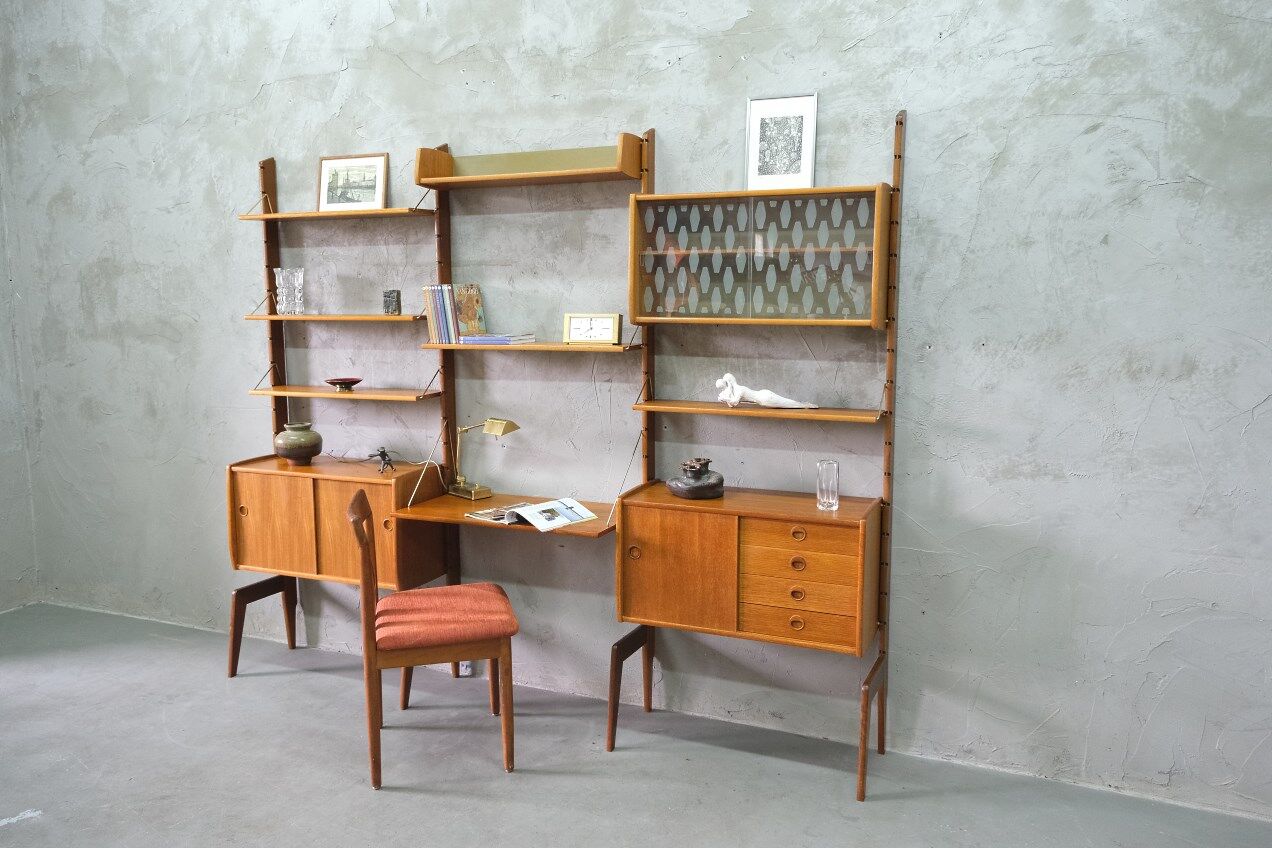 Mid-Century Modular Teak Free-Standing Wall Unit with Desk by John Texmon for Blindheim Mobelfabrik,