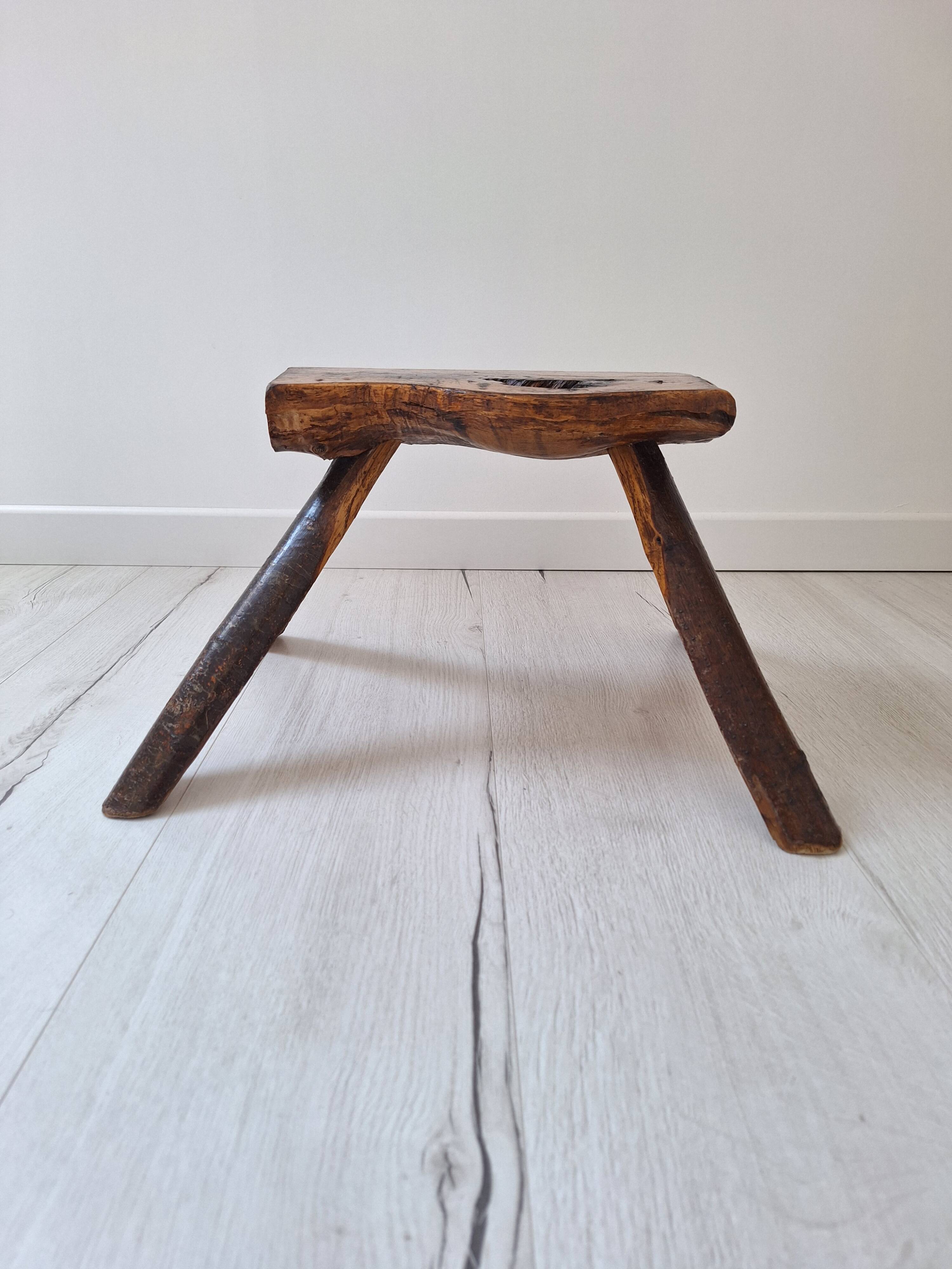 Tabouret de traite brutaliste