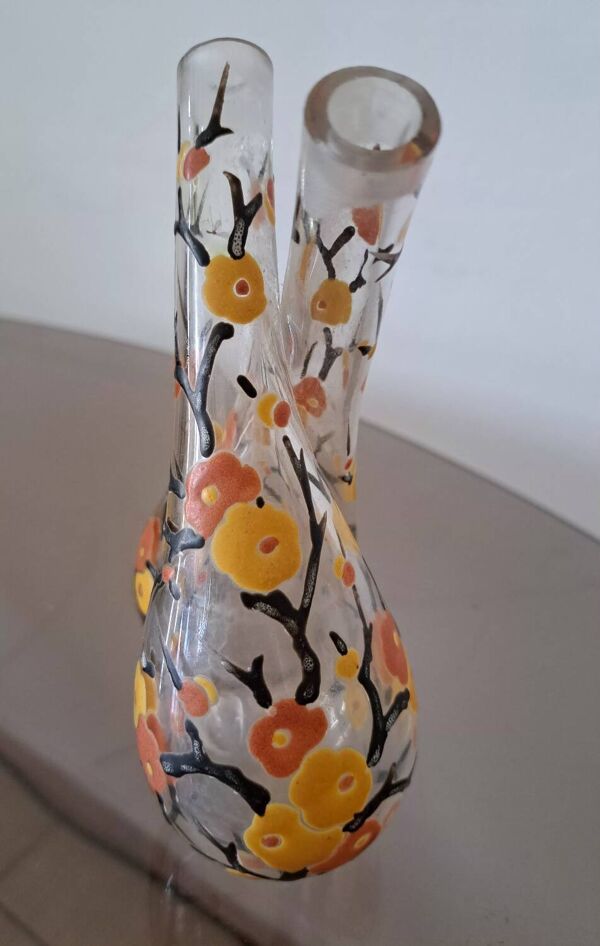 Petite vase soliflore. Maison Delvaux  Paris.