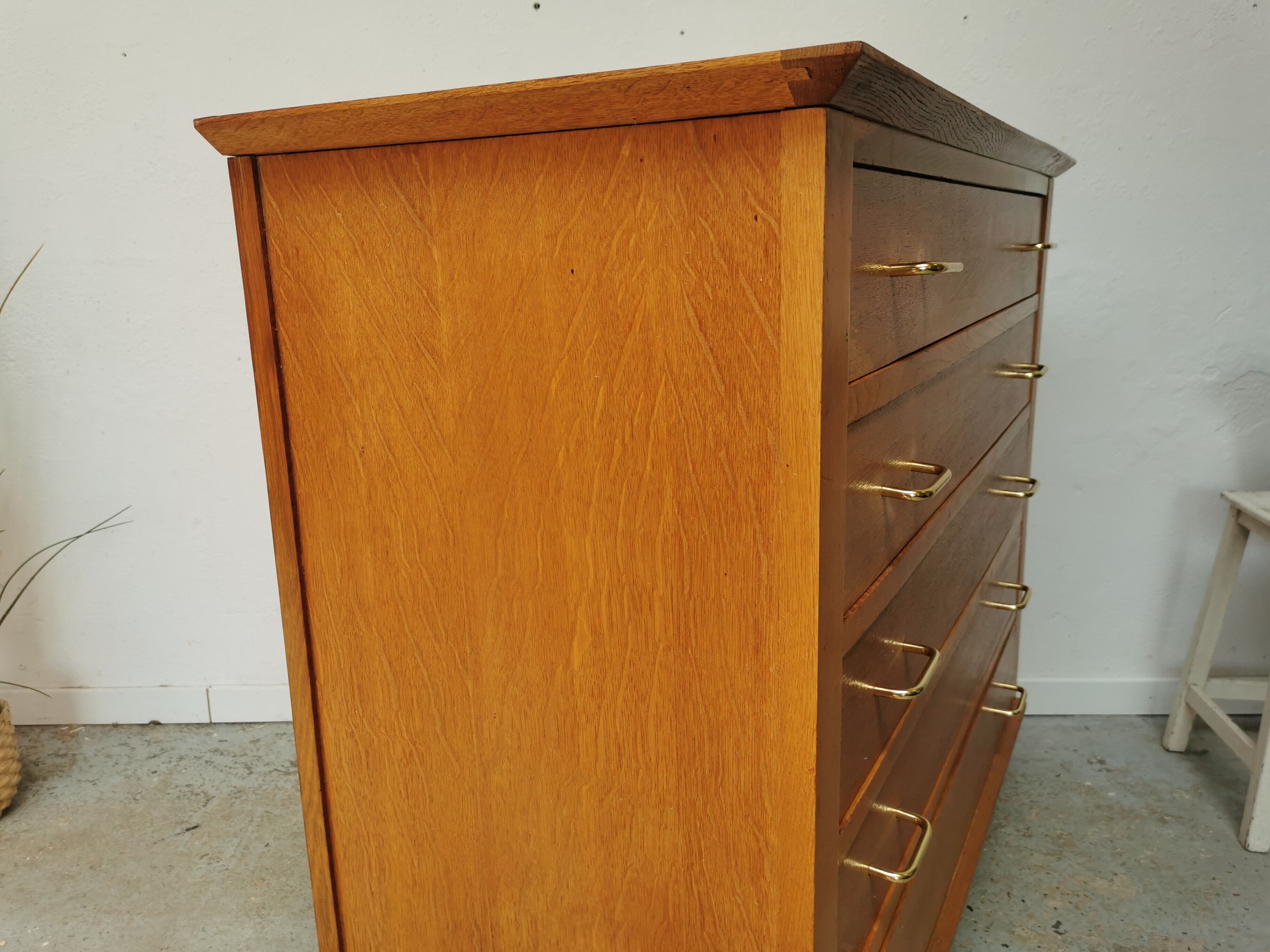 Commode vintage