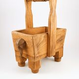 Cache pot indien d'éléphant en bois années 40