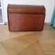 Vintage-coffre rangement-bombé-rotin tressé-années 70-teinte acajou