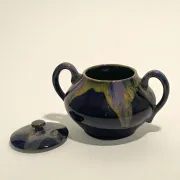 Ceramic sugar bowl with lid