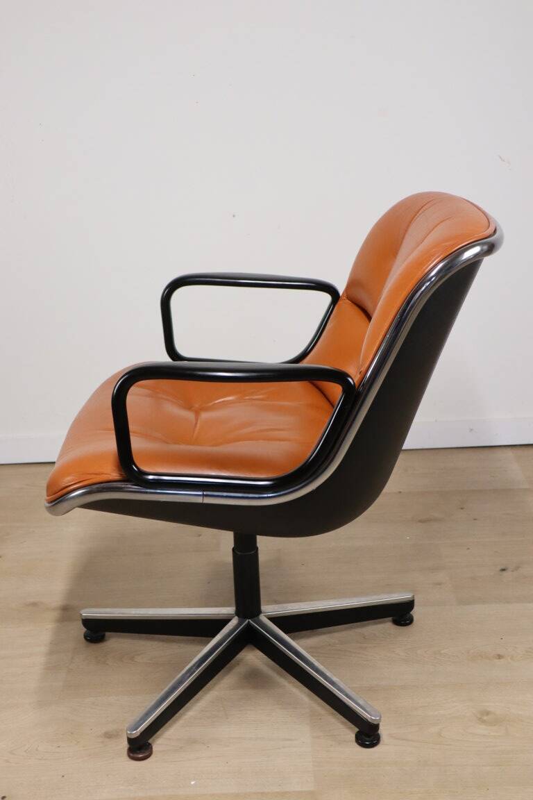 Charles Pollock leather office chair, Knoll edition, 1970