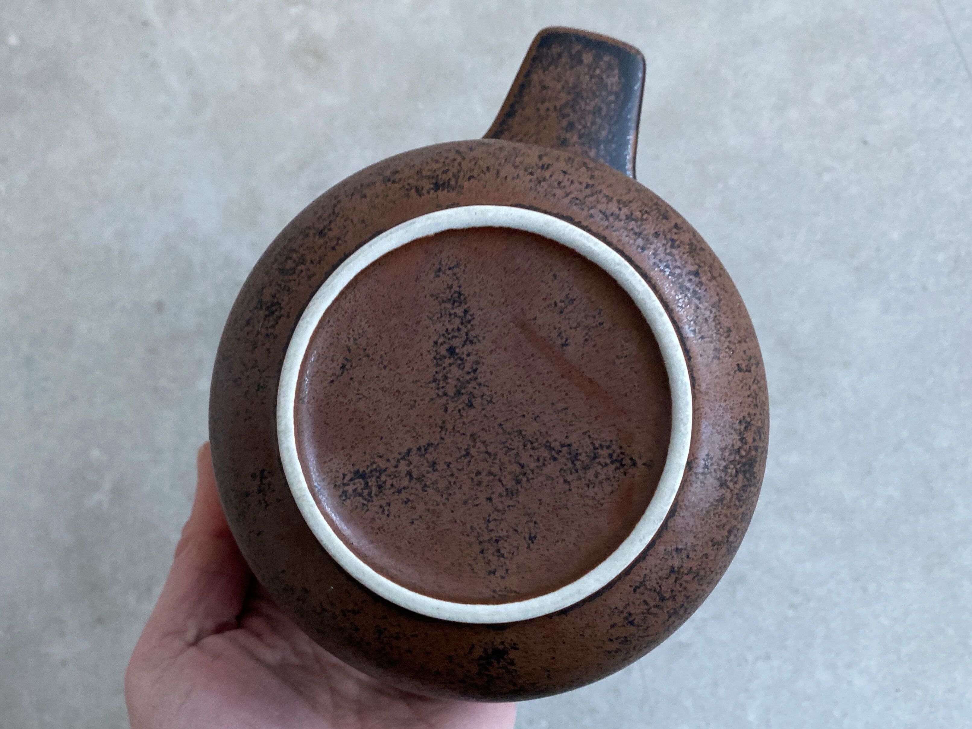 Vintage Arabia Ruska Bowl with handle, sauciere, Ulla Procopé, Finland, brown Scandinavian ceramics