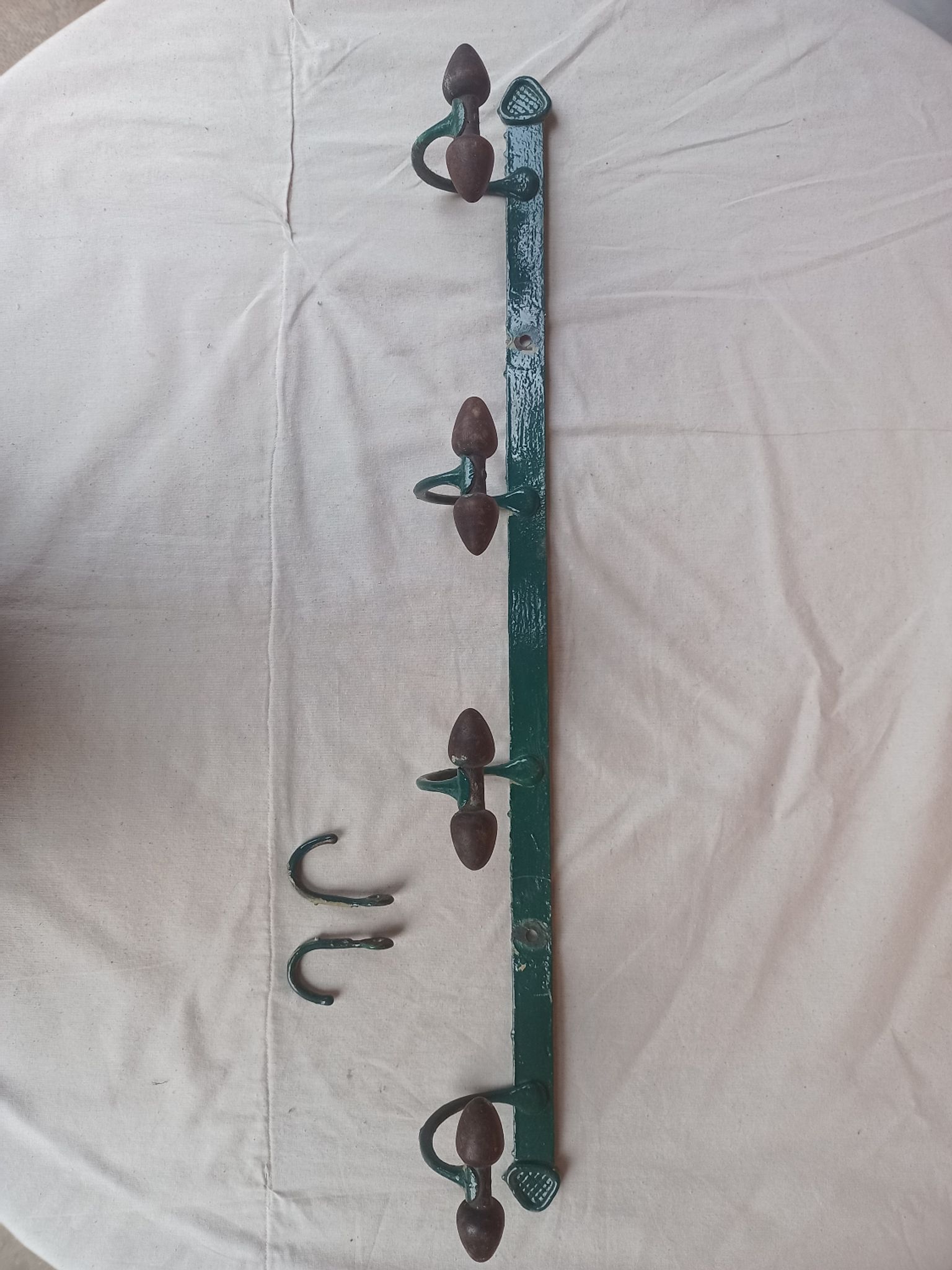Wall coat rack in metal and old wood