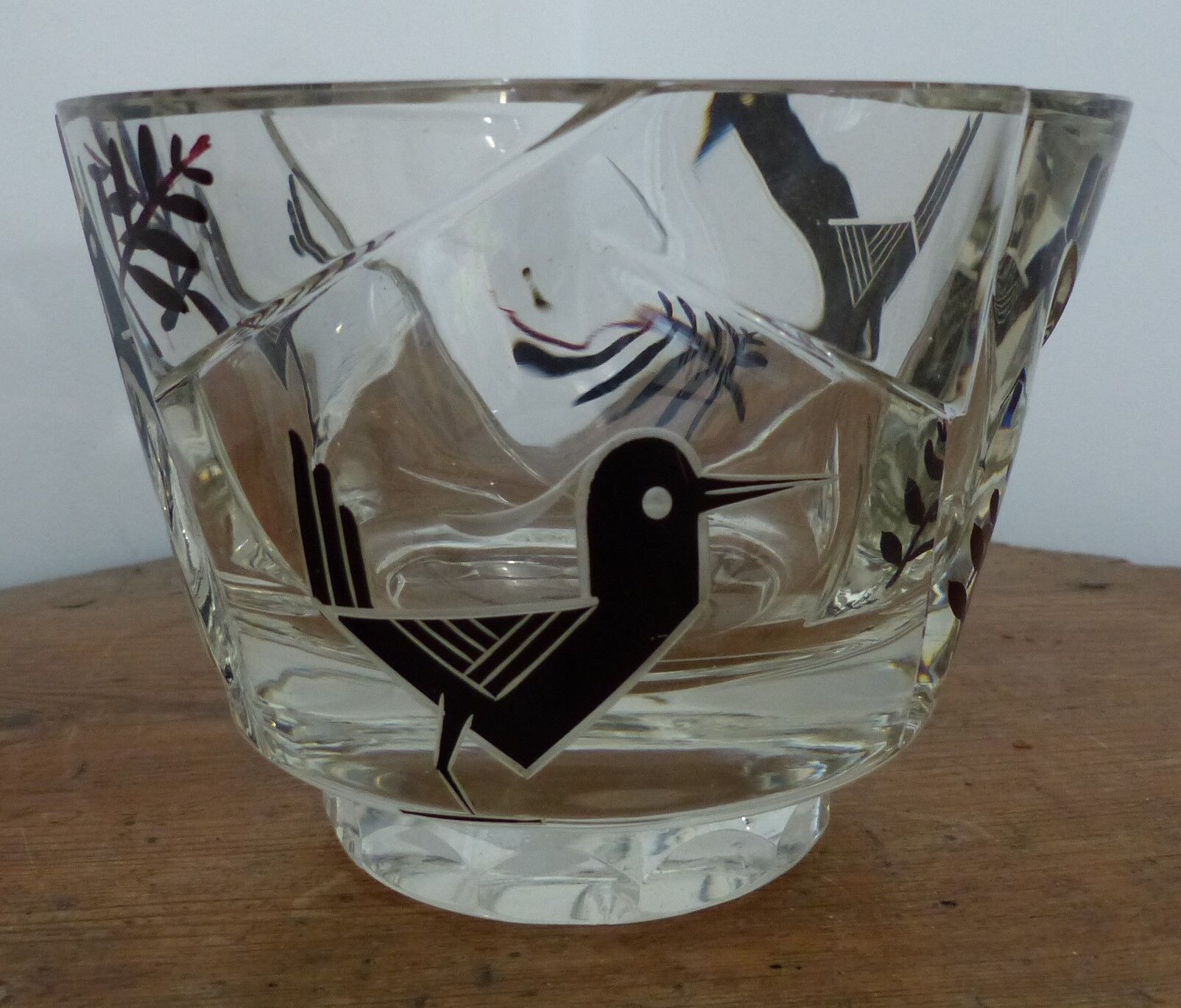 Cut glass cut decoration birds