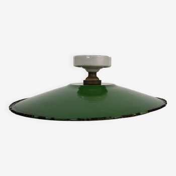 Ceiling lamp in green enamelled sheet metal