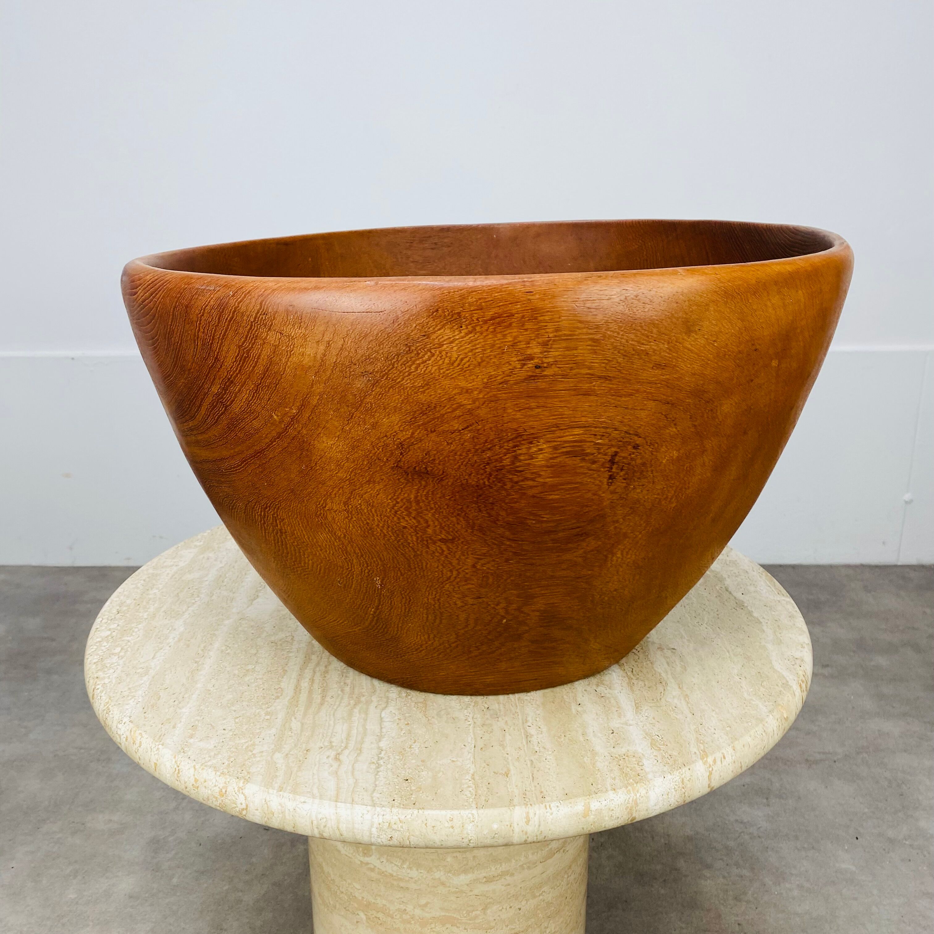 Floor cup danish teak 60s