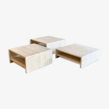 Modular square coffee tables in softened travertine