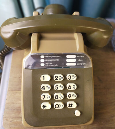 Téléphone à touche