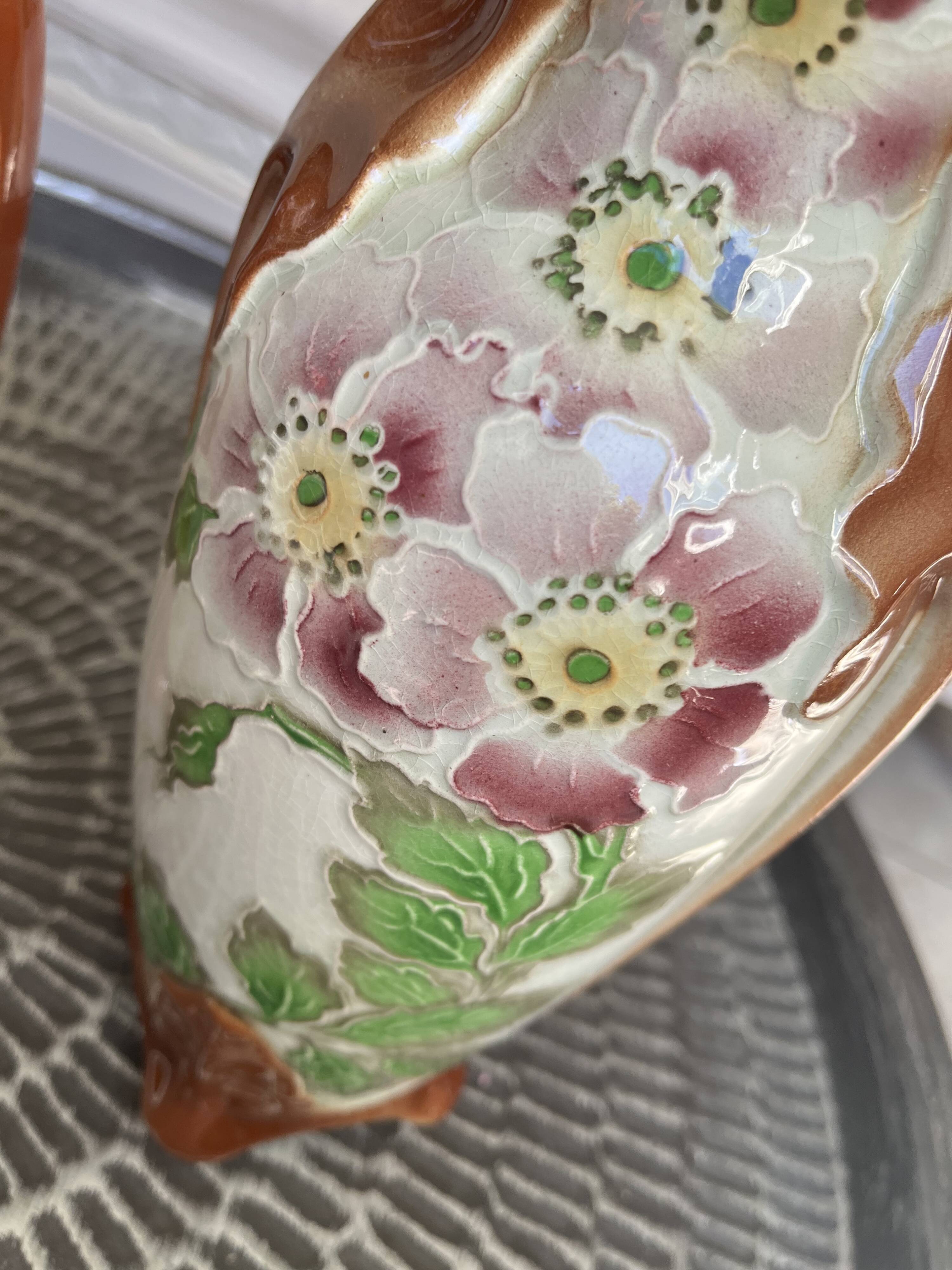 Paire de vase barbotine art nouveau