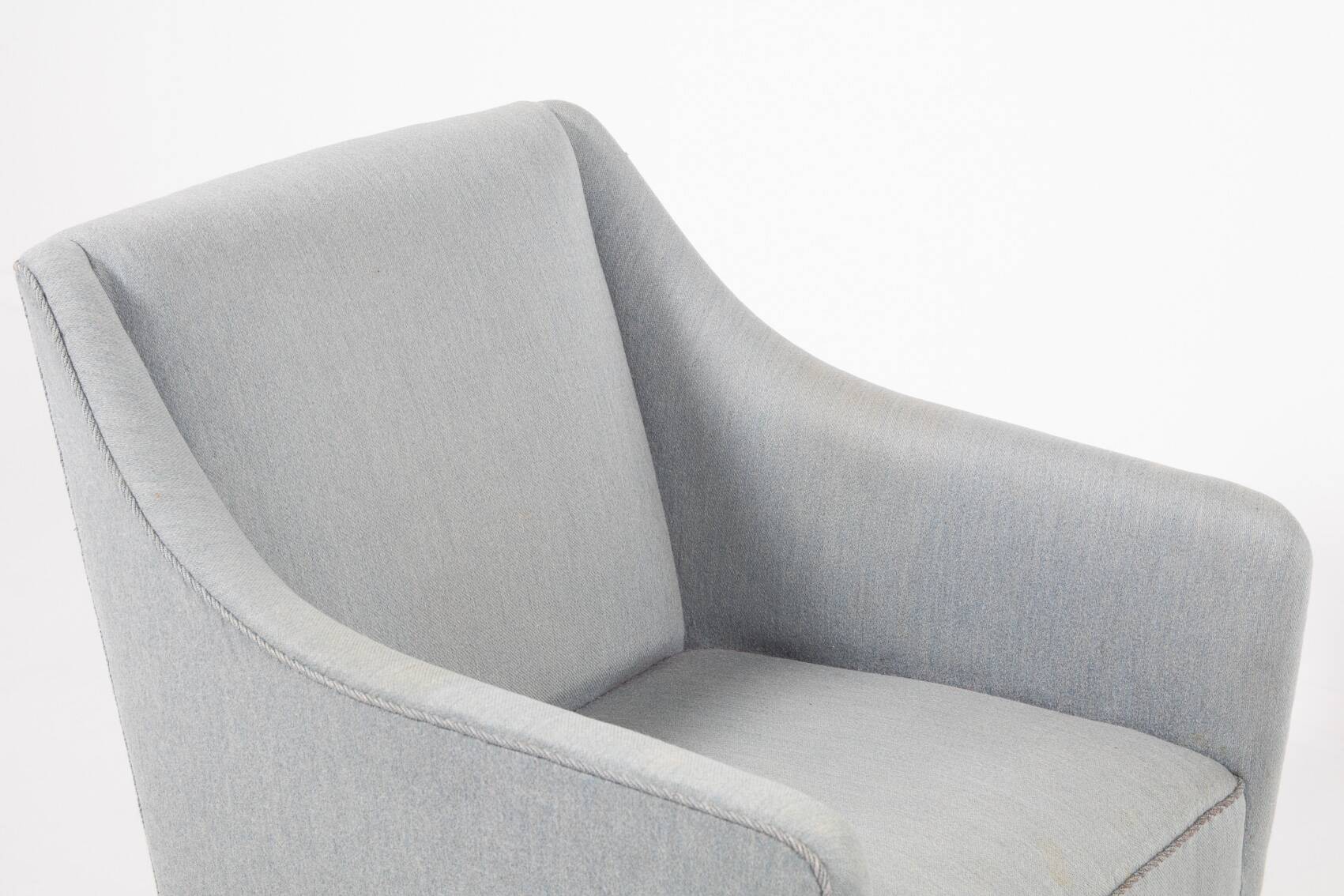 Set of two Danish Modern club chairs from Einar Larsen, 1950’s