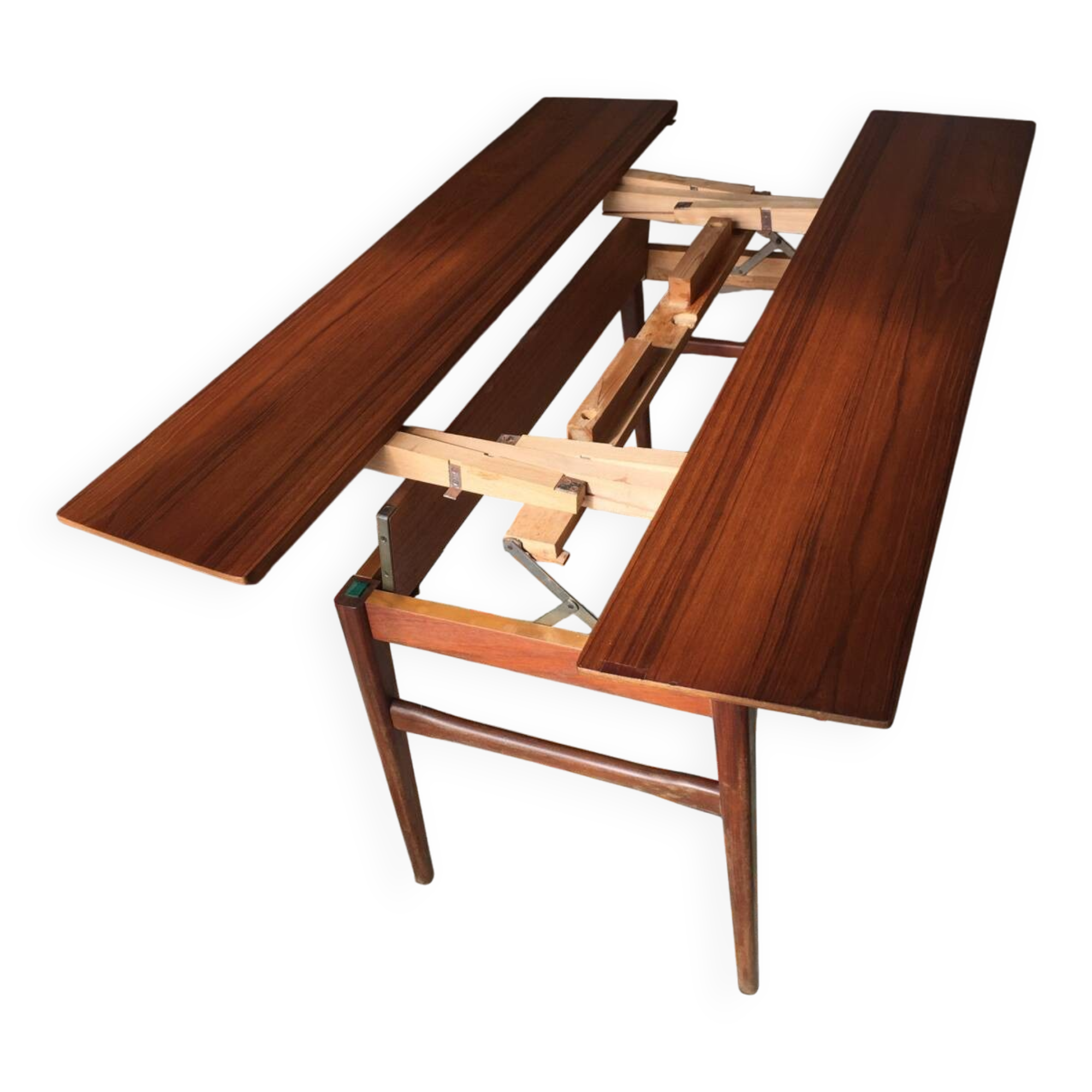 Modular Scandinavian table