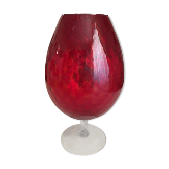 Red glass vase