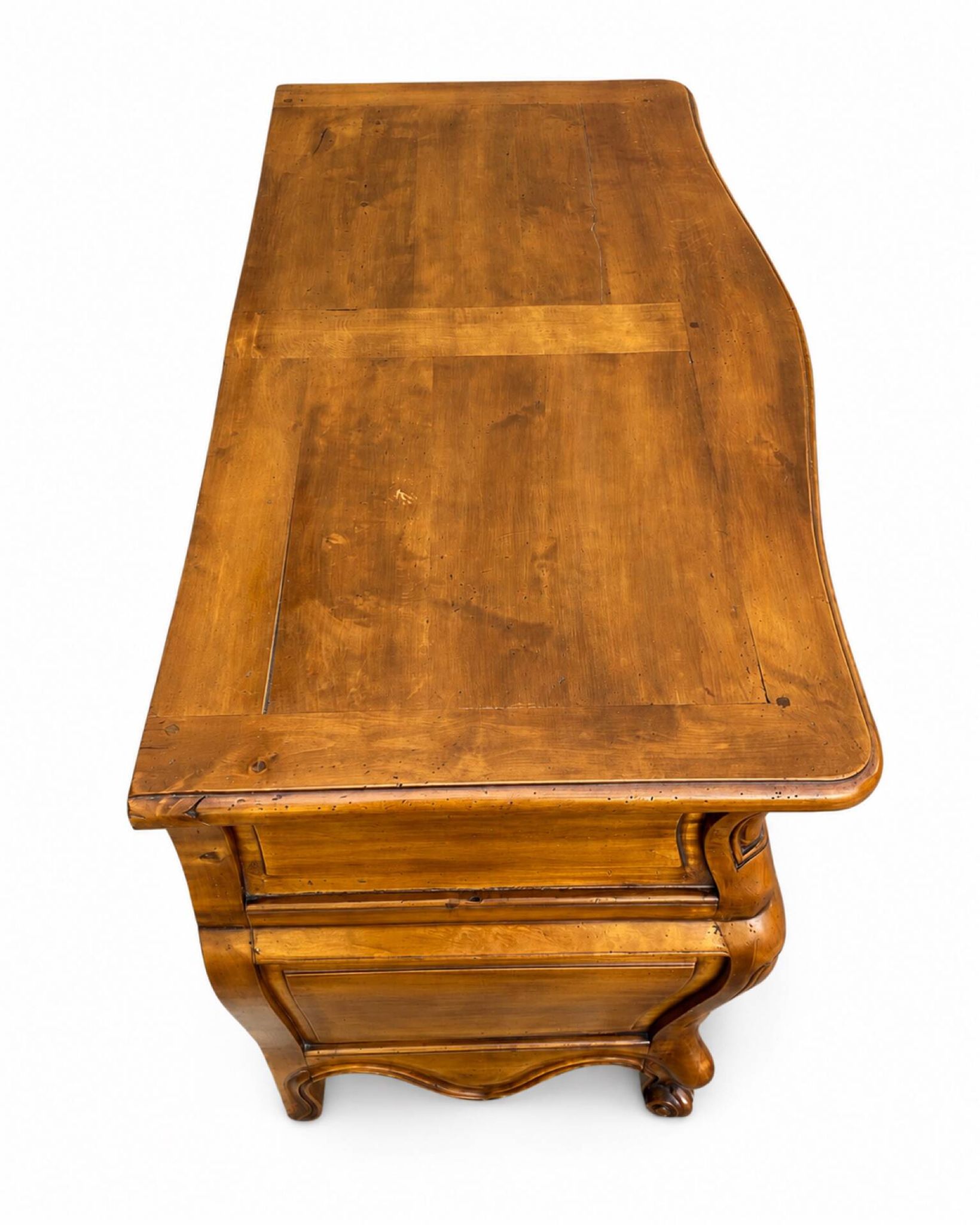 Commode tombeau galbée Louis XV