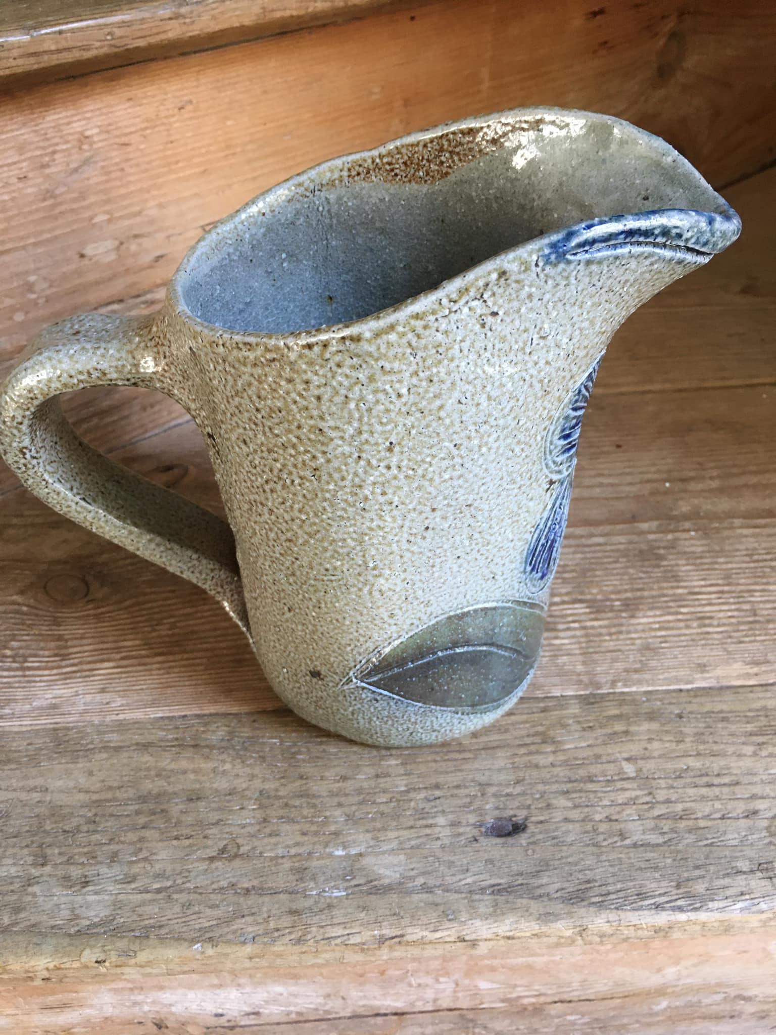Pitcher in stoneware signed Jean Claude Monange, daisy motif yellow heart