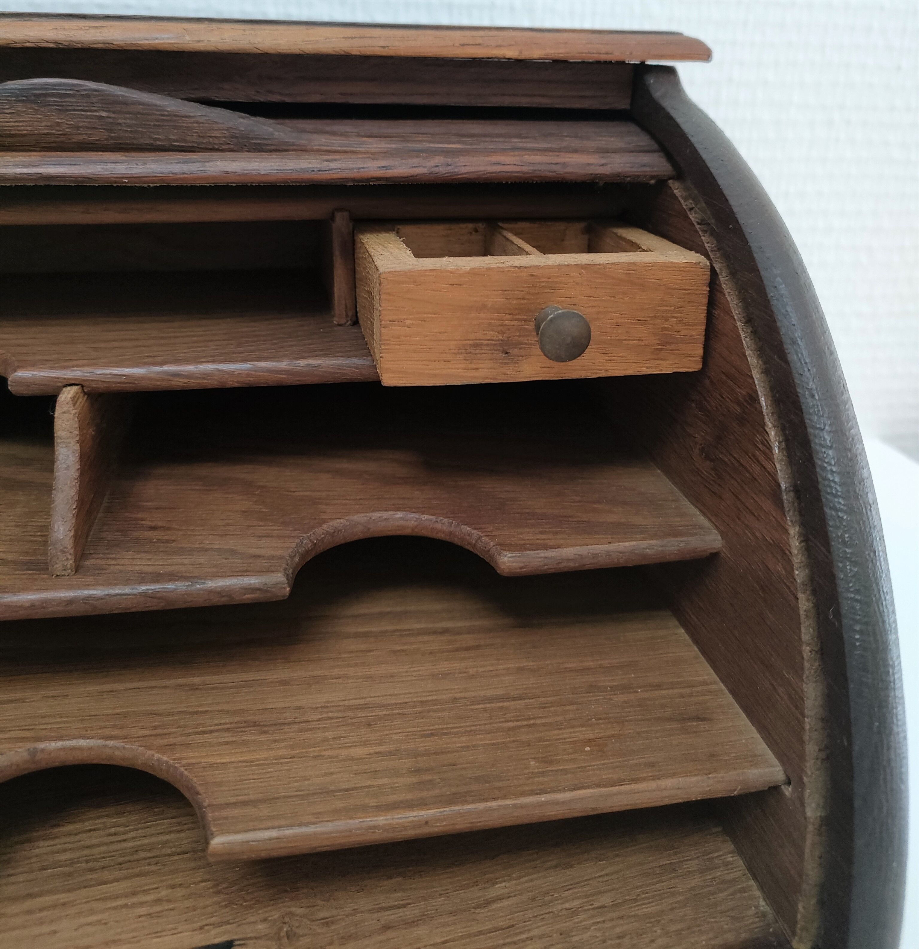 Solid wood writing with vintage curtain