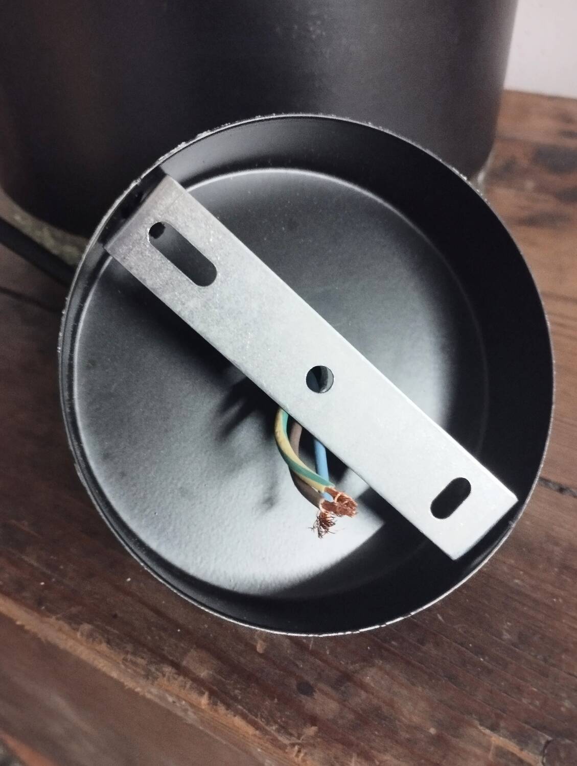 Raak black suspension