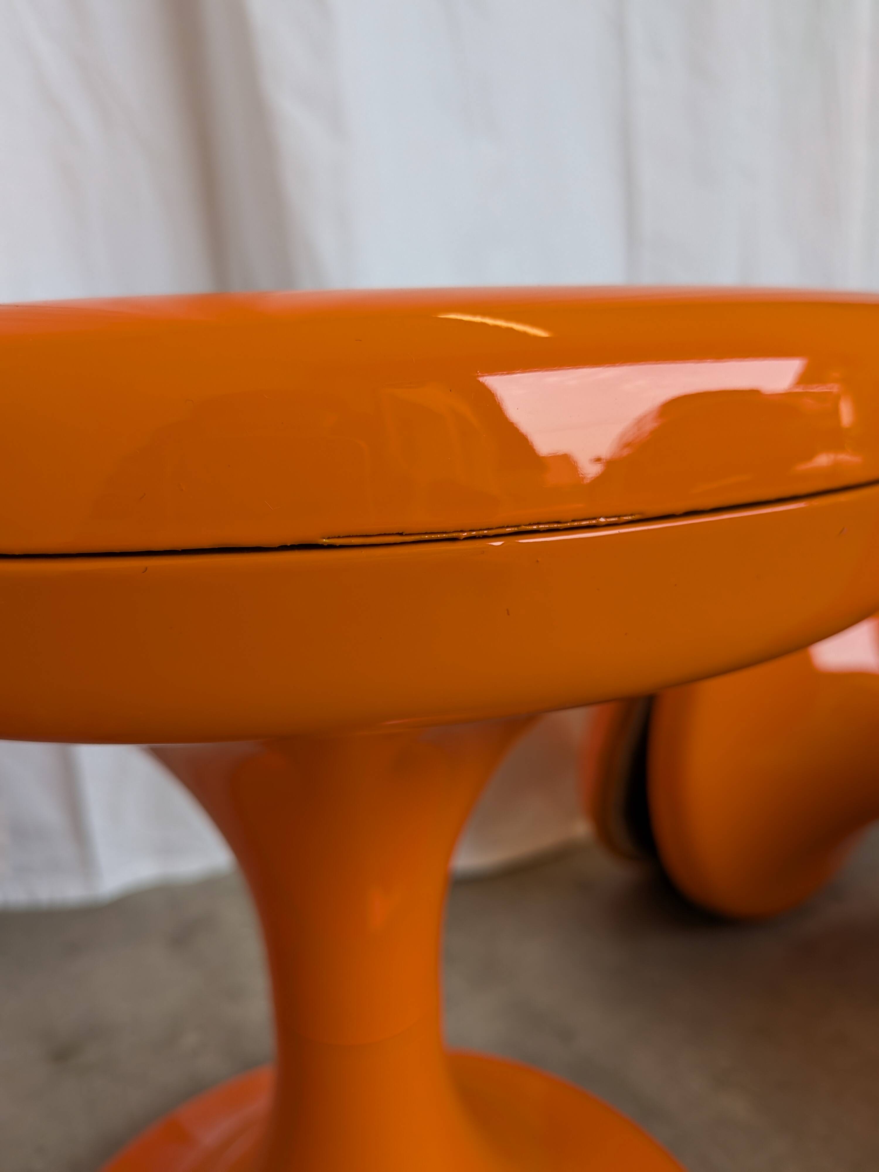 Set of 4 Vintage Mushroom Stool “Jurček” by Meblo, Retro Orange 1960s – Spa