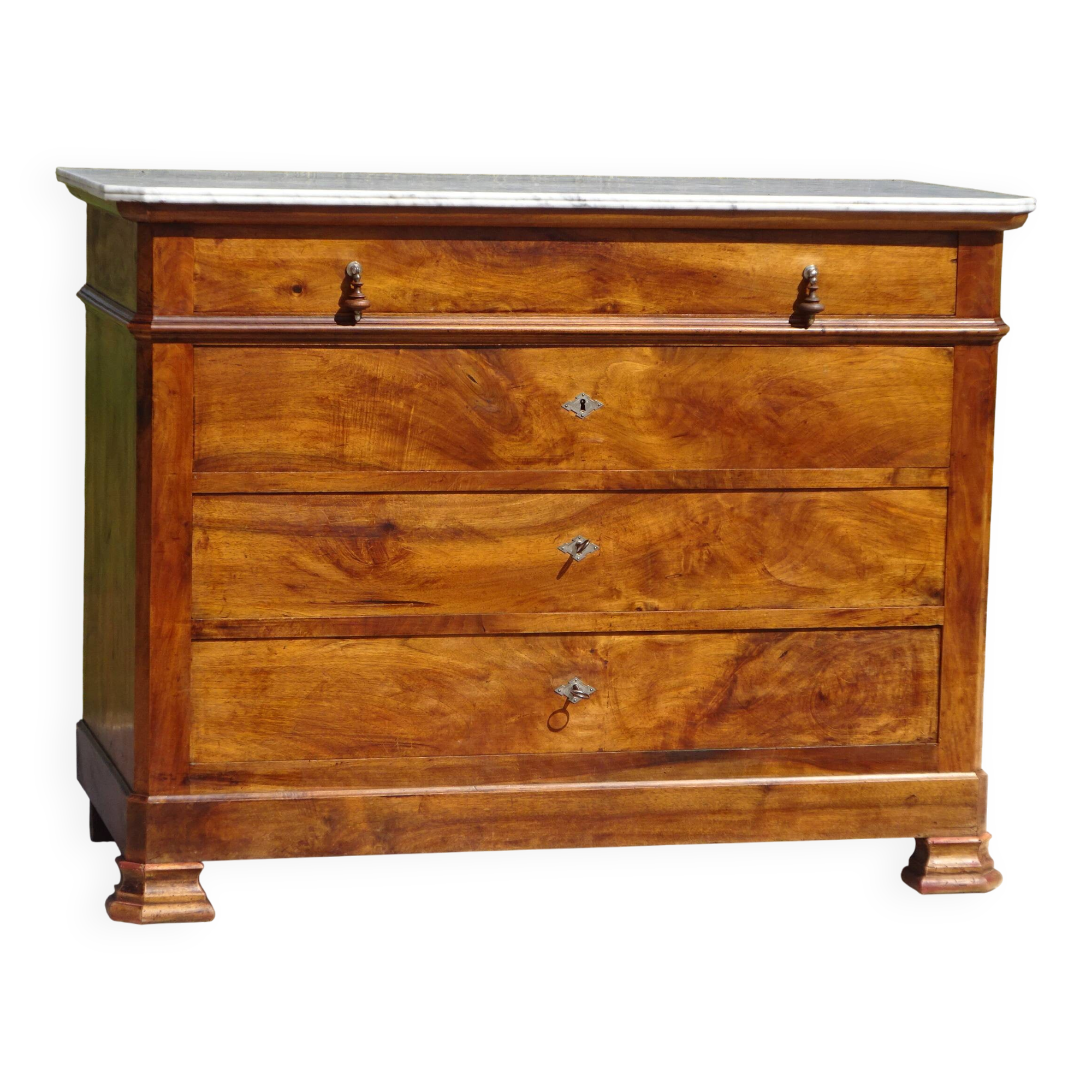 Commode en noyer de style et époque Louis Philippe