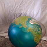 Globe terrestre vintage