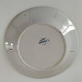 Saint-Clément plate – floral basket decoration with lyre handles – circa 1910