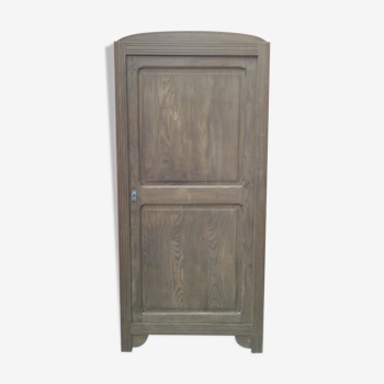 Armoire bonnetière