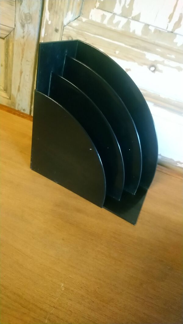 Porte vinyles ''Crayonne'' en plastique vers 70/80