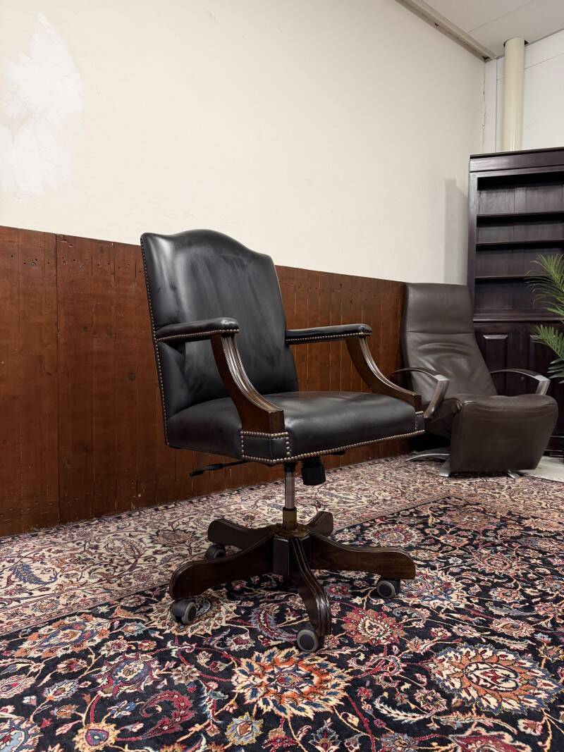 English Springvale Chesterfield Office Chair Black