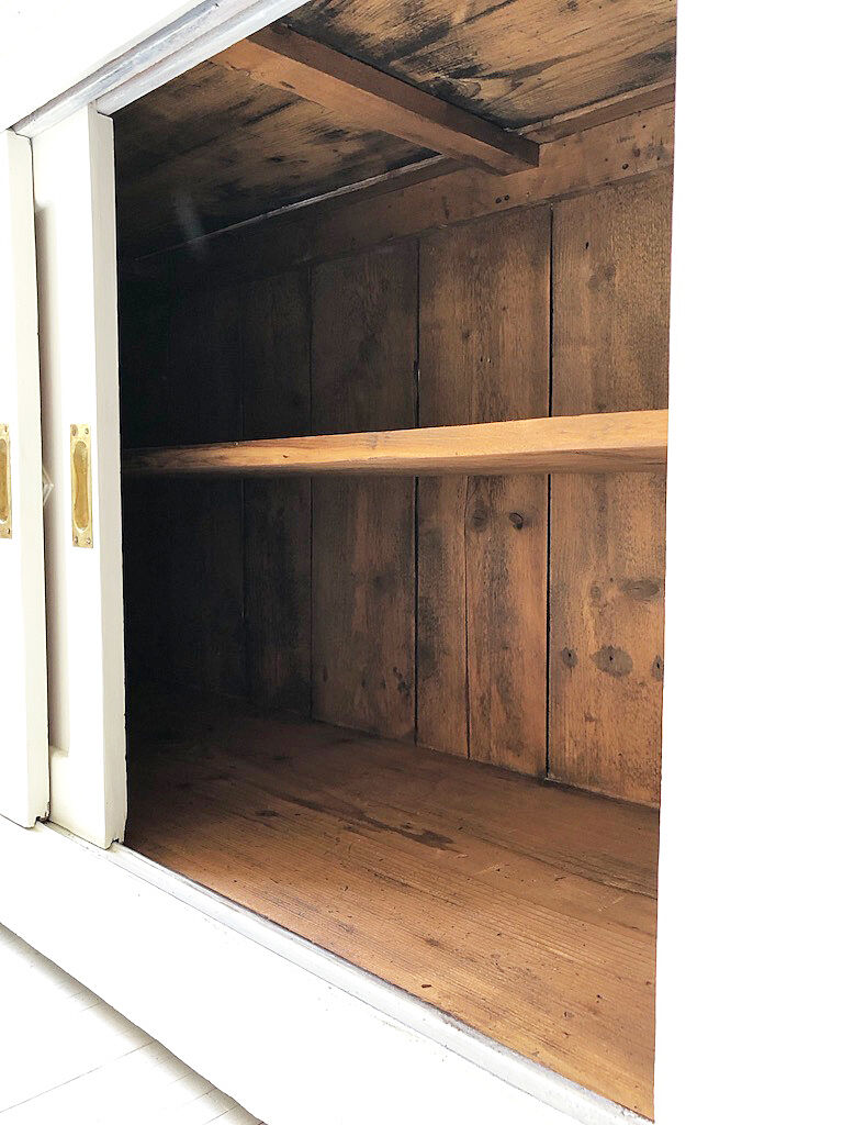 White sliding craft furniture