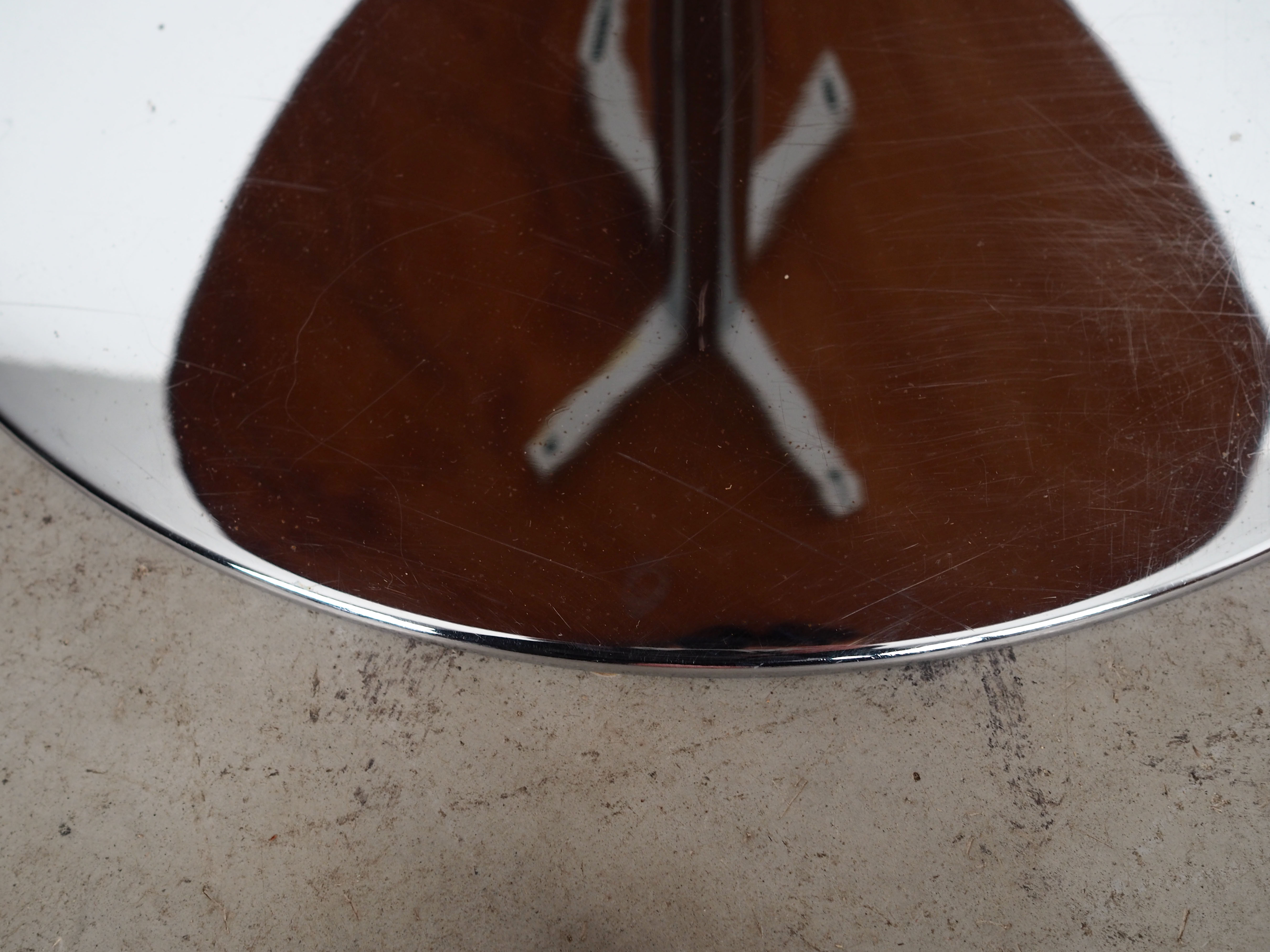 Round table from the 80s