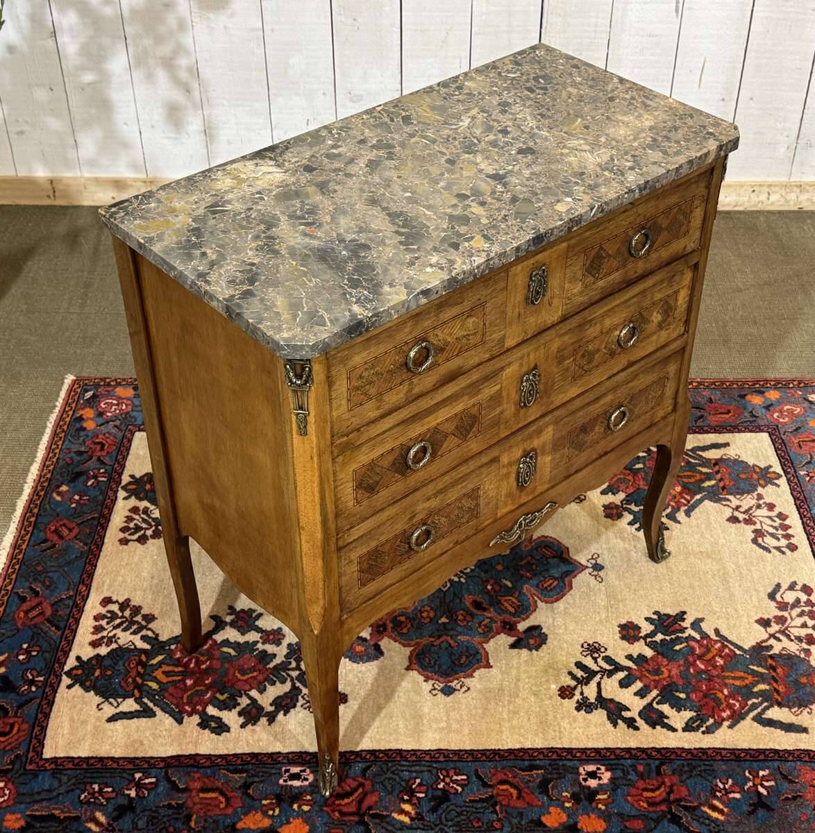 Transitional jump commode in walnut with marble top - 1950s
