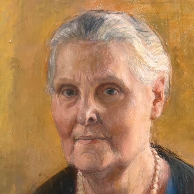 Portrait of a woman with a necklace