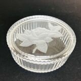 Oval glass box with pink engraved decoration