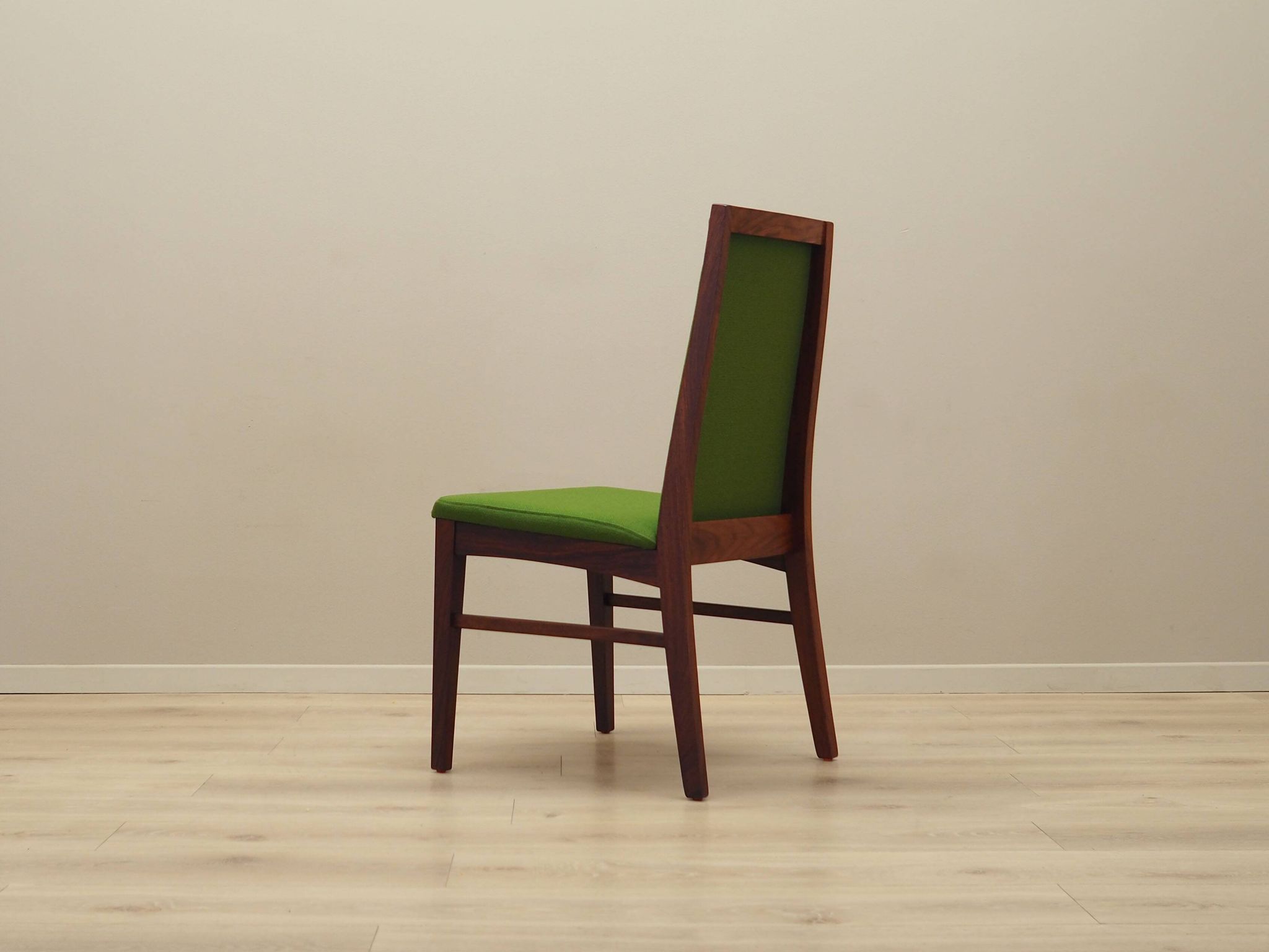 Ensemble de quatre chaises en palissandre, design danois, années 1970, fabricant : Dyrlund