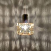 Suspension en verre bulle ambre par Helena Tynell pour Glashütte Limburg