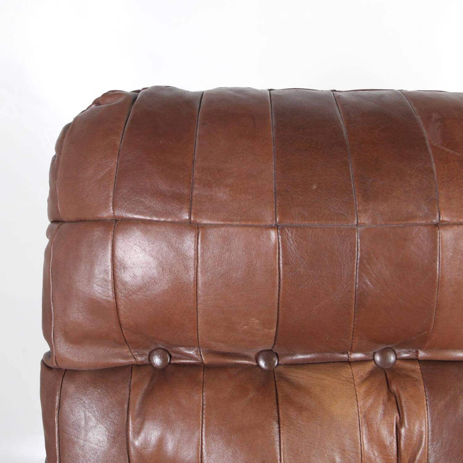 Fauteuil vintage en bois et cuir