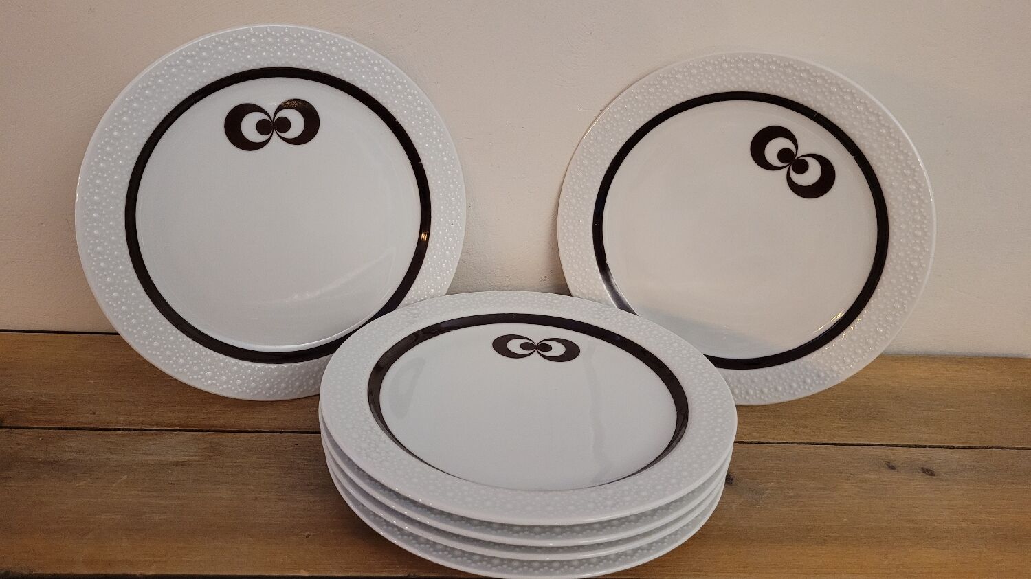 Dessert plates 70's