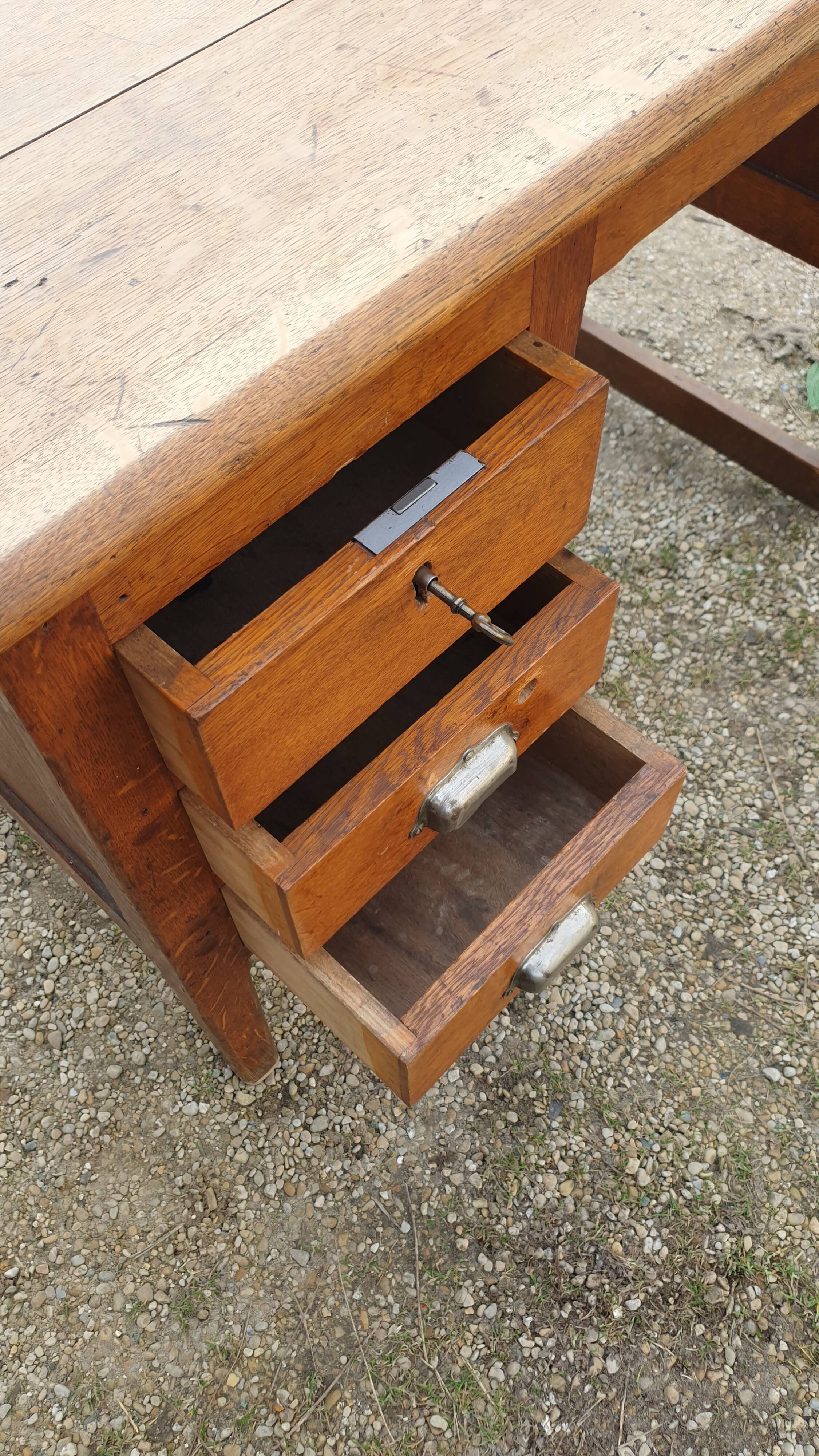 Administrative Office 50's